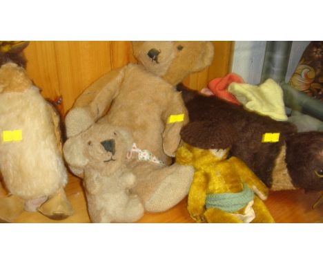 Assortment of Vintage & other teddy bears