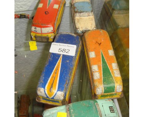 Vintage tin plate cars Made in England, numbers GTP 552, 2 x GTP 554, GTP 574, GTP 576