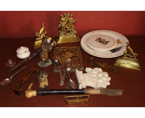 A walking stick handle with pierced silver mount, London 1911, three brass dolls house fenders, brass mantel piece ornaments,