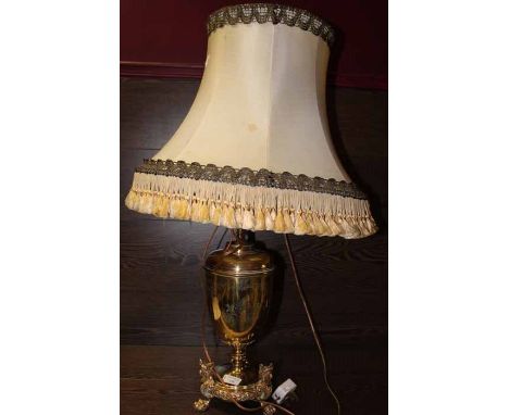 BRASS TABLE LAMP