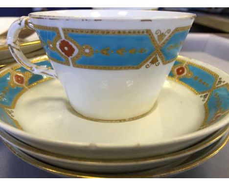COLLECTION OF ROYAL WORCESTER CERAMICS
including plates and cups