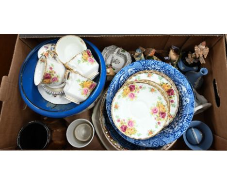 Various decorative ceramic tea and dinner-ware, Wedgwood Jasperware, ceramic birds etc (box) 
