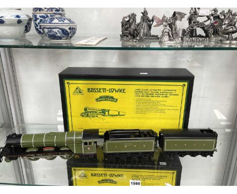 A boxed Bassett-Lowke 0 guage Flying Scotsman locomotive with two tenders