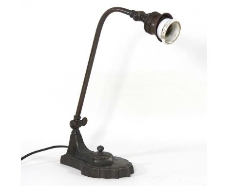 A vintage bronzed desk lamp, 31cm high