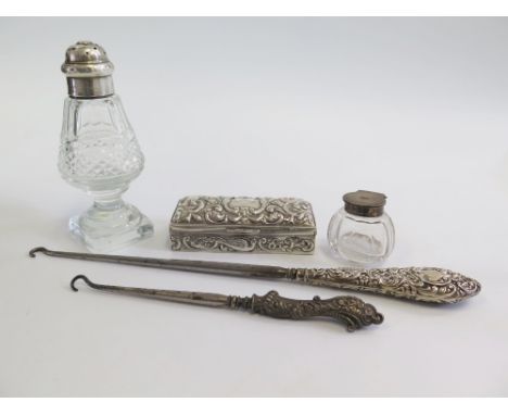 An Edward VII Silver Box, Birmingham 1902, William Comyns & Sons, inkwell, button hooks etc