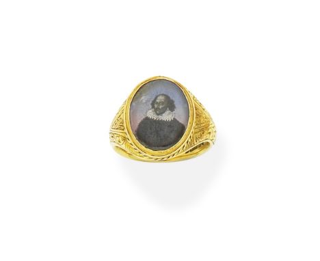 Gold portrait miniature ring, 1894The enamel miniature of William Shakespeare within a ropetwist surround, the shoulders engr