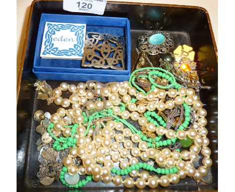 Assorted vintage costume jewellery, brooches, sterling silver necklaces, etc.