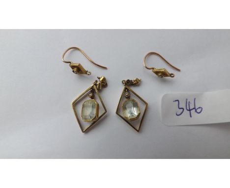 Pair of gold pearl and aquamarine ear pendants 4g.   