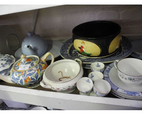 A large quantity of porcelain and chinaware, to include meat plates, teapots, Wedgwood items, etc.