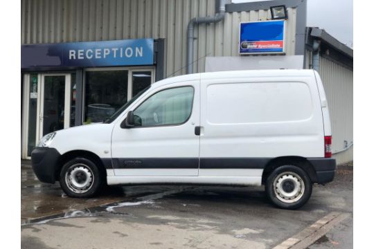 white berlingo van