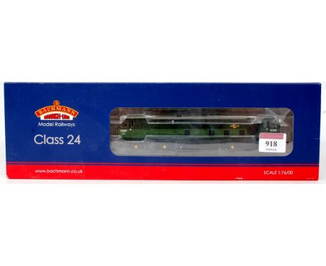 Bachmann 32-426DS Class 24 D5038 Diesel Locomotive, in BR Two Tone Green, with DCC Sound (NM-BVG)