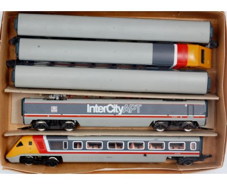 Hornby R542 InterCity APT 5 car unboxed set with pantograph yellow front (all G)
