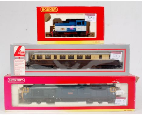 Hornby R2783 BR class 06 diesel shunter in Pullman livery, Hornby R2428 BR blue class 50 diesel loco No. 50037 'Illustrious' 