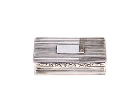 A WILLIAM IV SILVER SNUFF BOX, WILLIAM PHILLIPS, BIRMINGHAM, 1833 the rectangular body with overall ribbed decoration, the hi