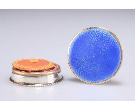 A GEORGE V SILVER AND BLUE ENAMEL POWDER BOX by Turner &amp; Simpson Ltd, Birmingham 1926, circular. 4cm diameterThe marks ar