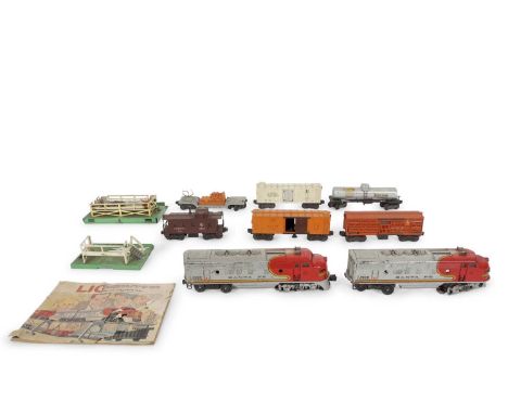 A 1949 Post-War Lionel Lines 0 gauge Santa Fe 2333-20 freight engine, with a good collection of other Lionel rolling stock Id