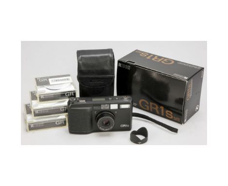 Ricoh GR1s Camera,  black textured model No KA126107, body, VG, all functions seem to work, in pouch case with maker's box al