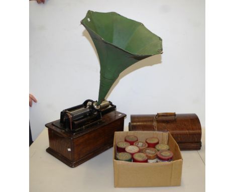 Edison Home phonograph SN272489, with 2 minutes reproducer (Model C), winder, horn and 10 rolls, case dimensions: 41cm wide, 