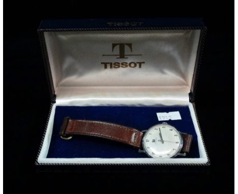 A Tissot gentleman's manual wind wristwatch within steel case and original box, the 28mm white dial with Arabic numeral signe