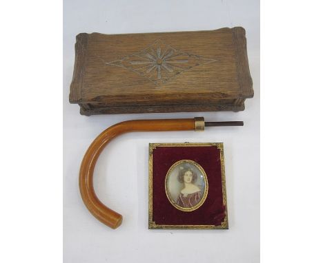 18ct gold and wooden mounted walking stick handle (missing stick), a rectangular carved wooden box and an oval miniature port