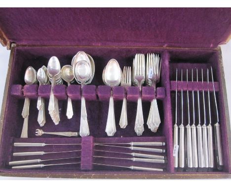 American suite of sterling silver canteen of cutlery by the International Sterling Company&nbsp;comprising 8 table knives wit