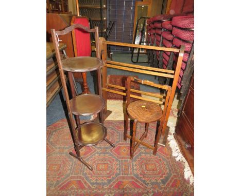A VINTAGE OAK TOWEL RAIL, OAK CAKE STAND AND A MAHOGANY CAKE STAND (3)