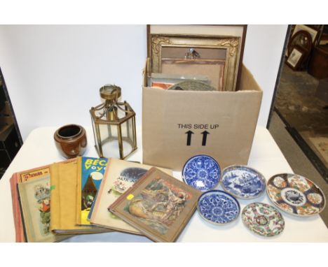 A BOX OF COLLECTABLES TO INCLUDE A BRASS AND GLASS LANTERN, ORIENTAL CERAMICS, PICTURES AND FRAMES ETC. TOGETHER WITH A COLLE