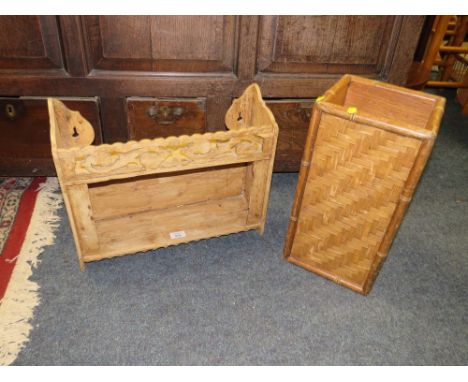 A VINTAGE SMALL PINE HANGING RACK AND A BAMBOO EFFECT STICK STAND (2)