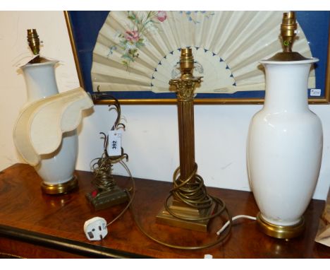 A BRASS CORINTHIAN COLUMN TABLE LAMP TOGETHER WITH AN ADJUSTABLE BRASS DESK LAMP AND A PAIR OF CHINESE STYLE TABLE LAMPS.