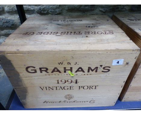 PORT, CASED TWELVE BOTTLES OF GRAHAMS VINTAGE PORT.