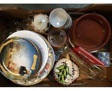 A mixed box of ceramics to include an Aston pottery sugar pot decorated with chickens, a Portmeirion botanic gardens plate, t
