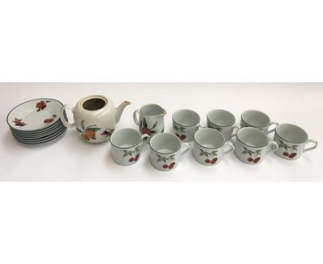 A Royal Worcester 'Evesham Vale' part tea service, to include eight cups, eight saucers, a teapot (af) and jug (18)