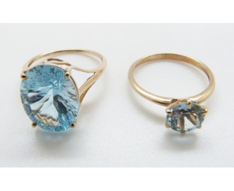 Two 9ct gold rings set with blue topaz, size R/S and R/S, 6.22g 