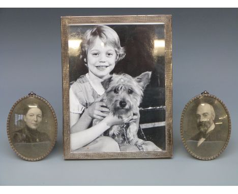 A George V hallmarked silver photograph frame with engine turned decoration to suit 8 x 6 inch photograph, Birmingham 1926 ma