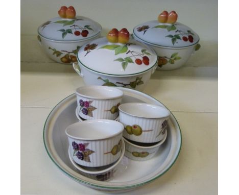Royal Worcester Evesham pattern tureens, ramekins etc