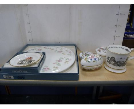 Minton, Coalport and Wedgwood porcelain pin dishes, tankard, boxed Wedgwood pin dish, cake plate etc. 