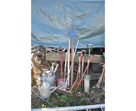 A VINTAGE GALVANISED WATERING CAN four modern galvanised buckets and a selection of garden tools (15+)
