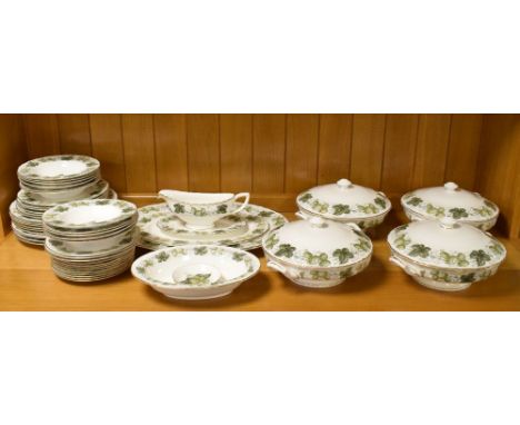 Extensive Royal Worcester 'The Worcester Hop-Mathon' pattern dinner service  