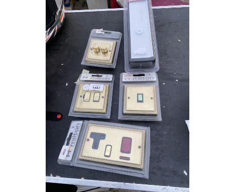 VARIOUS LIGHT SWITCHES 