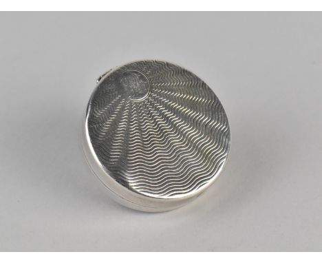 A George V Circular Silver Compact, Engraved Radiating Wave Decoration with Circular Cartouche Monogrammed LB, Hallmarked for