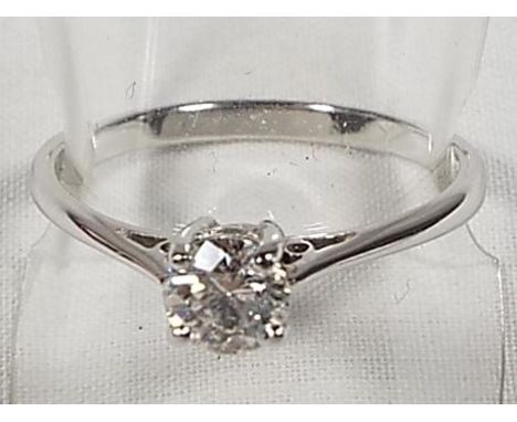 A lady's 18ct white gold diamond solitaire ring, 0.50ct size Q1/2, approx weight 2.5 grams (all in) - Est £250 - £300