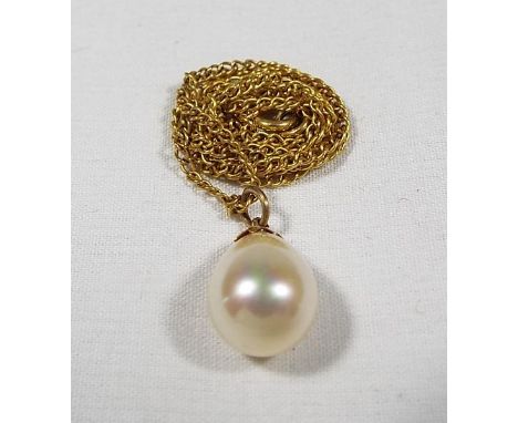A lady's pearl pendant with 9ct gold mount, on a yellow metal chain, approximate 3.4 grams (all in)