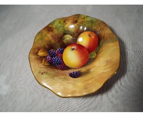 A Royal Worcester small pedestal bowl hand painted with fallen fruits, signed Moseley, 11.8 cm (diameter) - Est £70 - £100