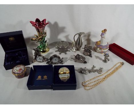 A good mixed lot to include a Royal Worcester ceramic trinket dish, boxed, Halcyon Days enamels trinket dish in the form of a