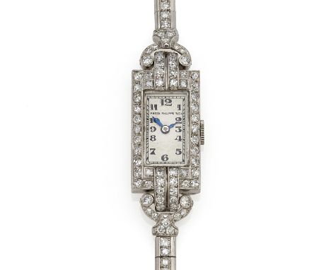PATEK PHILIPPECocktail Armbanduhr. Herkunft: Schweiz. Datierung: Um 1928. Werk: Handaufzug. Gehäuse/Armband: Platin, getestet