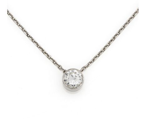 SOLITAIRE-ANHÄNGERKETTE. Material: Kette: 950/- Platin, Punze, Anhänger: 750/- Weißgold, getestet. Gesamtgewicht: ca. 7,0 g. 