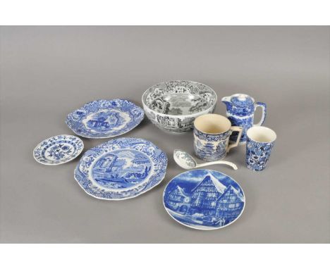 An assorted collection of blue and white ceramics, transfer-printed, late 19th century onwards comprising Willow pattern tank