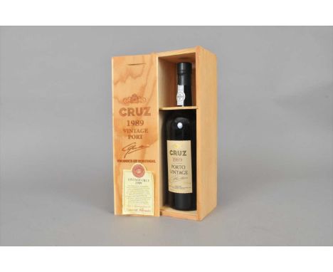 A bottle of Cruz 1989 Porto Vintage, within original box, 75cl