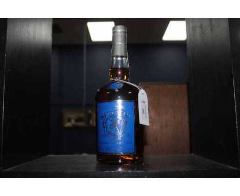 CHIVAS BROTHERS '25 YEAR CLUB' WHISKYBlended Scotch Whisky, matured for 25 years. 70cl, 40% volume.  CONDITION REPORT: Very g