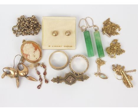 Two 9ct gold gem rings, a pair of jade drop earrings and various other items, some gold.